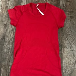 Lululemon Swiftly Tech Short Sleeve